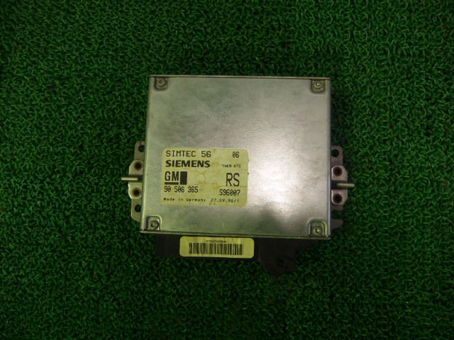 ★ オペル ベクトラ XH 97年 XH180 エンジンコンピューター (在庫No:31206) (2805)拍卖