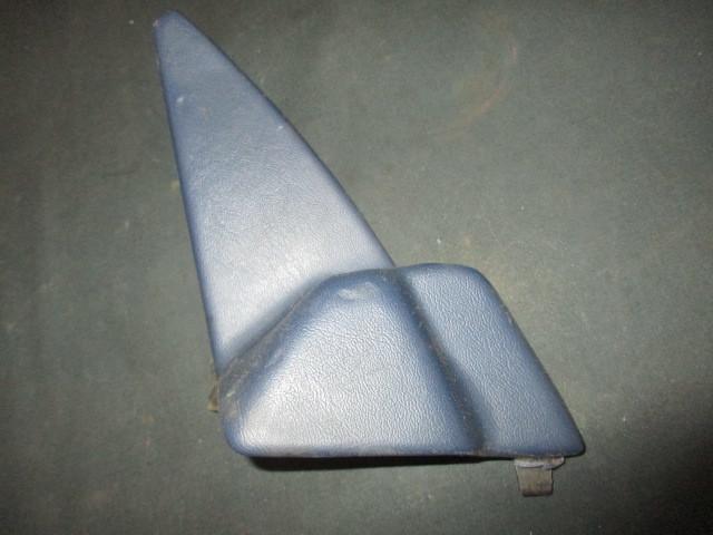 ■ベンツ W124 ドアミラー 内張り 左 中古 紺 1247251711 部品取あり 3角 カバー パネル トリム 内側 ■拍卖