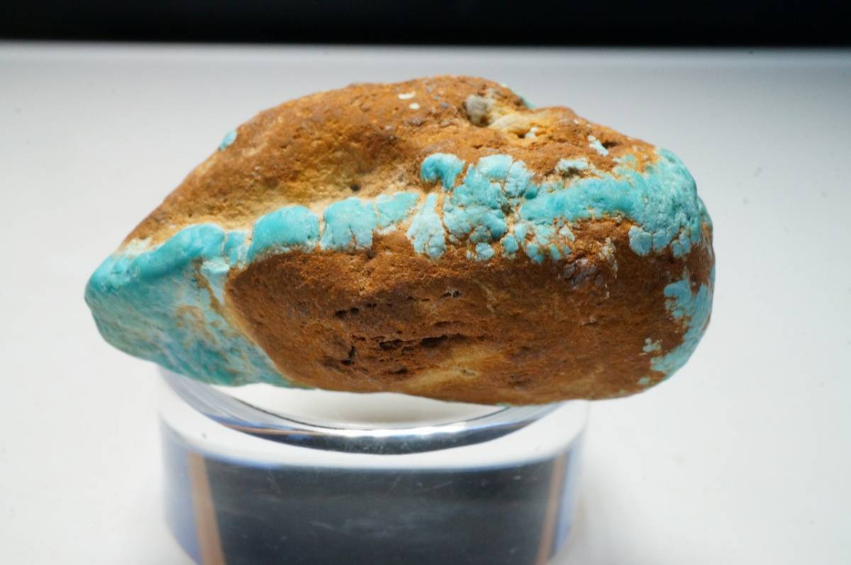 【即決限定価格!早い者勝ちです!】上質トルコ!!30年前の在庫!上質アリゾナ産色合い鮮やか天然トルコ石・トルコ(ターコイズ)原石81.5ct拍卖