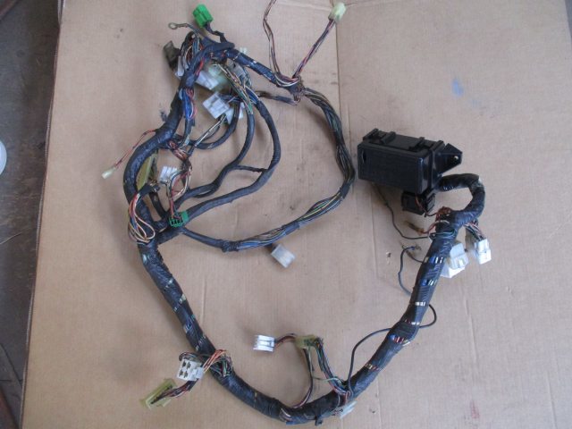 ☆★JA11 ジムニー F6AT ヒューズボックス ハーネス★☆拍卖