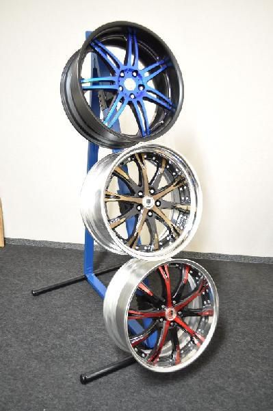 アルミホイールラック レッド 三段調整式 カーパーツ拍卖