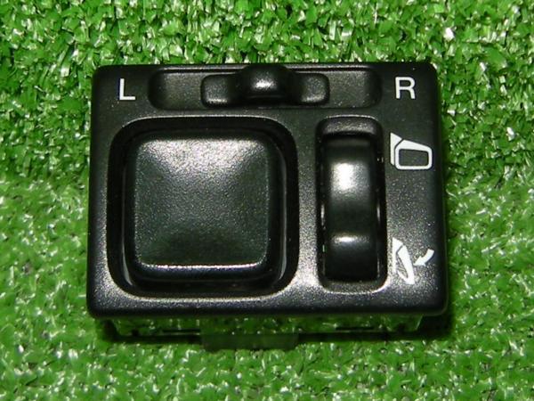 【7337】マツダ AZワゴン MD22S ドアミラースイッチ拍卖