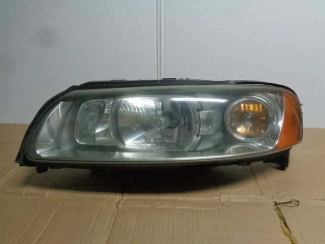 ボルボ V70 SB5224W 純正 HID ヘッドライト 左拍卖