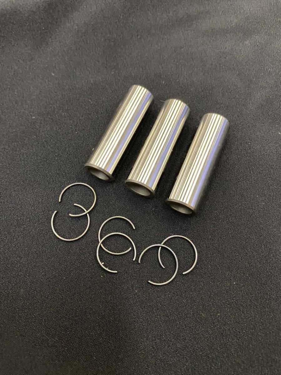 安心の日本製 MADE IN JAPAN 250SS KH250 ピストンピン クリップ メンテナンス OH 整備 交換拍卖