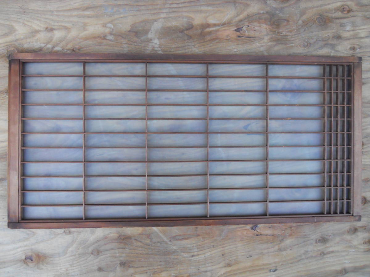 最終値下げ!M8360 縦長ガラス障子1枚 1940年代ビンテージ 日本海に面した漁村の古民家より ガラス割れ 高95cm横45.5cm奥2.5cm 160 拍卖
