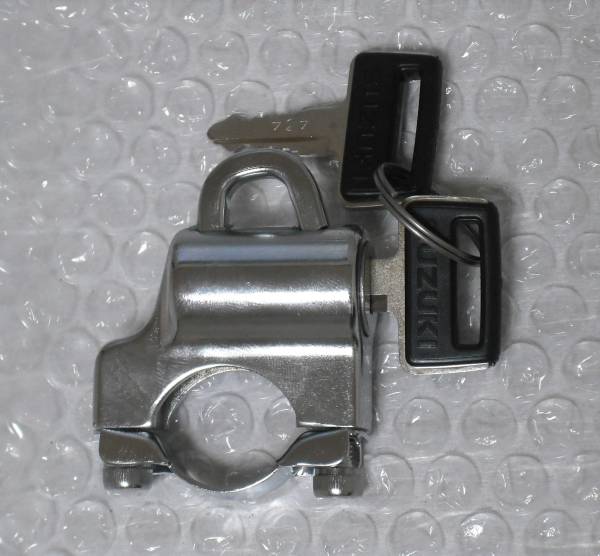 ネコポスト ②送料無料新品スズキ純正の汎用 ヘルメットホルダー拍卖