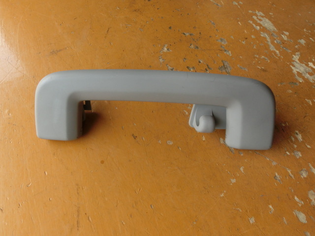 ボルボ V60 アシストグリップ リア 1個 平成23年 左右共通 y11 DBA-FB4164T 中古拍卖