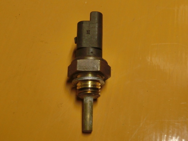 アルファロメオ ミト 水温 センサー 平成23年 ABA-955142 エンジン 955A7 ii拍卖