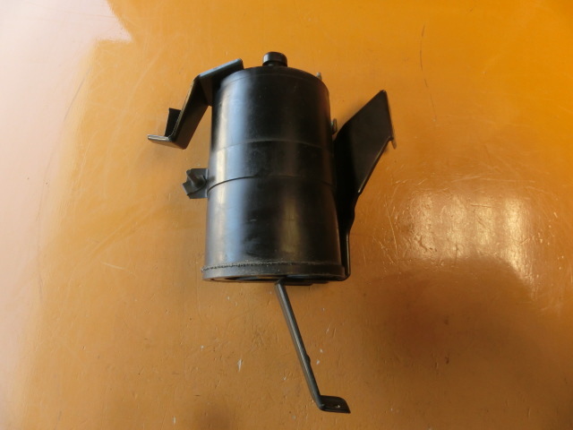 グランドチェロキー キャニスター 02y GF-WJ40 拍卖