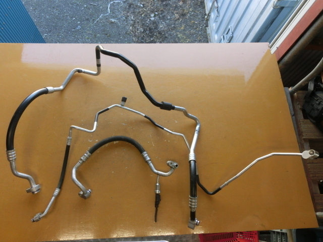 アウディTTクーペ エアコン パイプ ホース 平成20年 ABA-8JBWA 8J 配管 m拍卖