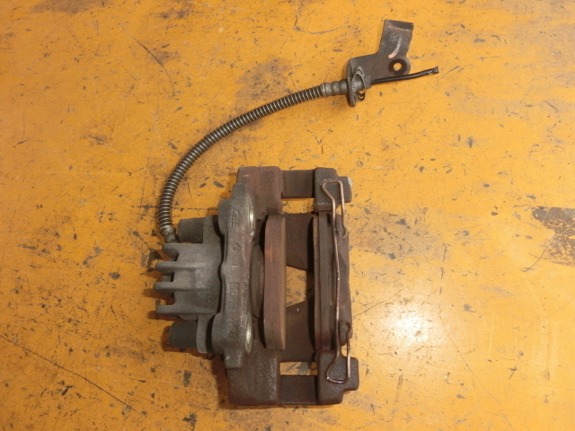 プジョー106 右 フロント キャリパー 平成15年 GH-S2NFX m拍卖