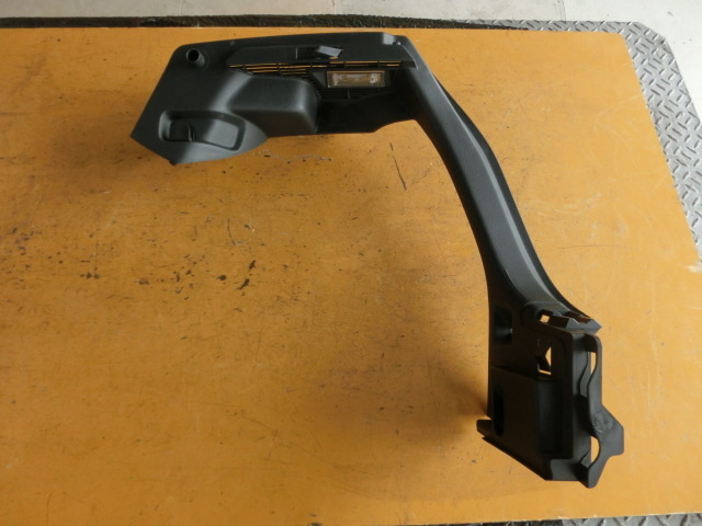 ★ゴルフ7 トランク サイドトリム 右側 平成28年 DBA-AUCJZ クォーター 内張り 5G6867762 拍卖