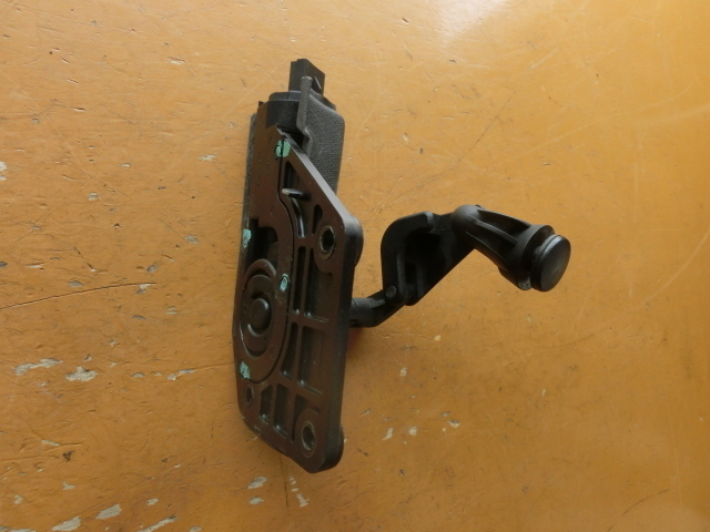 ナビゲーター 右 クォーターガラス 開閉モーター 98y 5LMPU28L拍卖