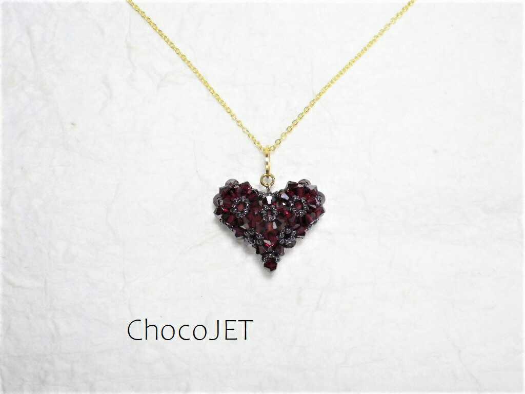 スワロフスキー ハートネックレス ダークレッド・クリスタルビーズ 深赤色 拍卖