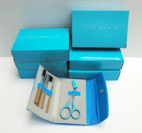 ★ 79231 メイクブラシセット 6個セット ケース入 【 メイクブラシ 4本 / 鏡付ケース / ハサミ 】 W9.5~24.5xD14.5cm 箱入り 未使用 ★*拍卖