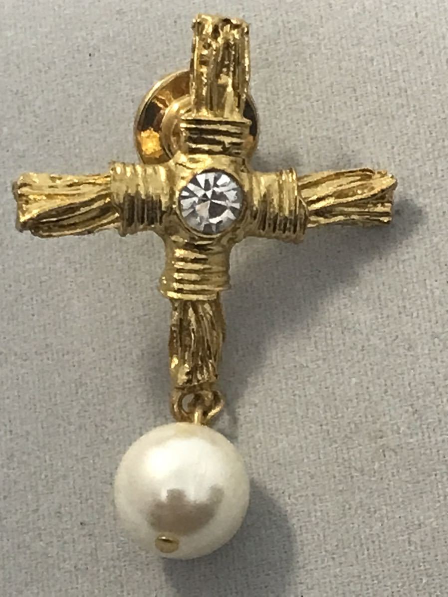 OPERA Collection クロスゴールドブローチ拍卖