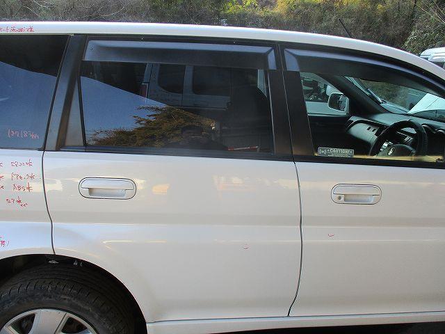 HR-V ABA-GH3 右リアドア NH624P パール拍卖