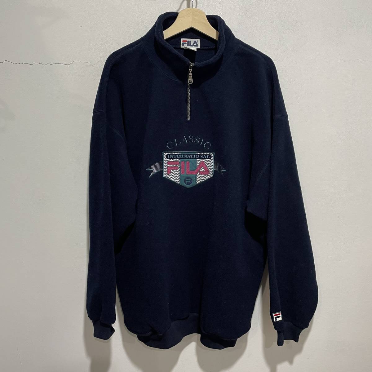 ☆送料無料☆90s☆FILA☆ハーフジップフリースプルオーバー☆フロントロゴ☆ネイビー☆スウェット☆XXL☆J21b拍卖