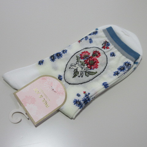 ポール&ジョー靴下 羊モチーフのフラワー柄 くつ下/ソックス ネコ 日本製/オフホワイト【PAUL&JOE ACCECSSOIRES】拍卖