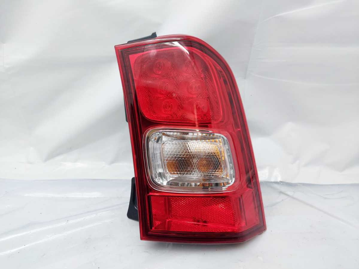 FF21S イグニス 右 テールランプ 運転席側 LED点灯確認OK KOITO 220-59347 レンズ ライト SV拍卖