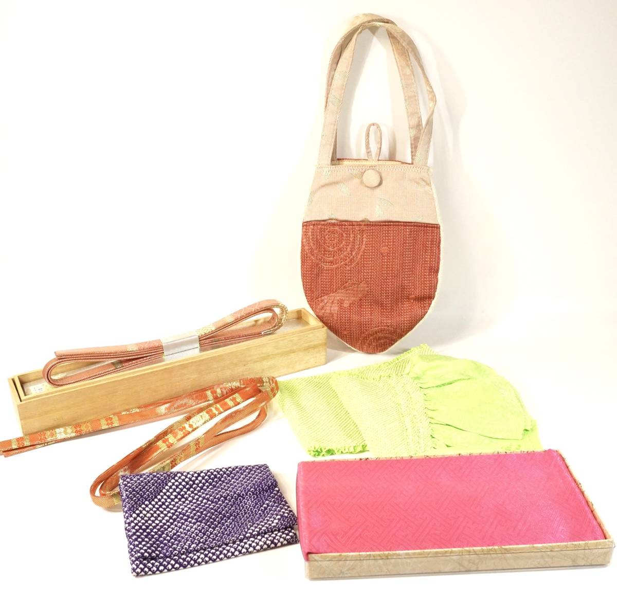 昭和ビンテージ 古き良き和装小物6点セット 本場筑前博多織 佐賀錦 他帯締め2本 正絹帯揚げ かさね訪問衿 手提げ 他 THT拍卖