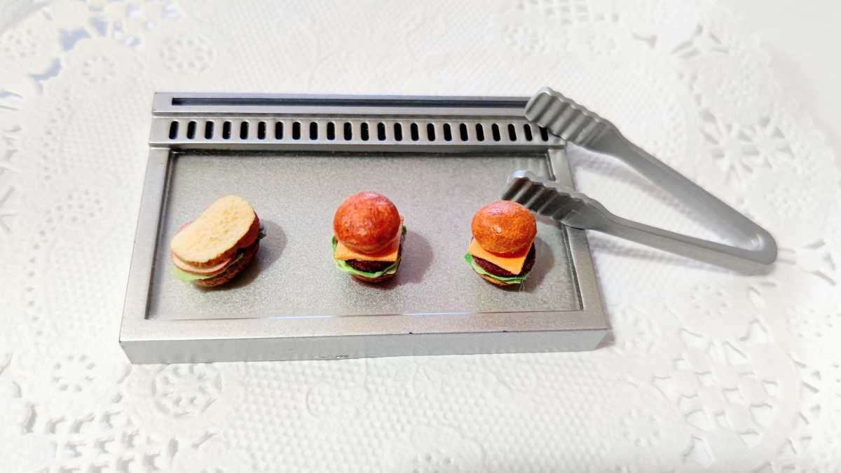 送料無料!リアル ドールハウスミニチュア ハムサンド&ハンバーグセット トレー&トング 未使用拍卖