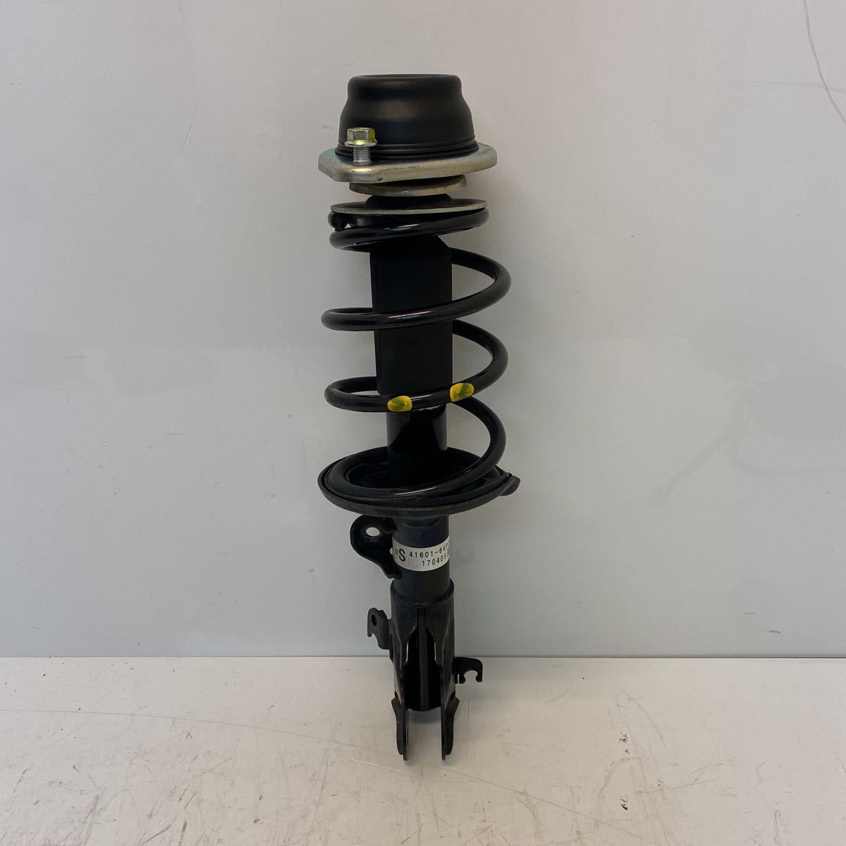 ★ニッサン NV100クリッパーバン/DX★右フロントストラット/41601-64P01/HBD-DR17V YB166拍卖