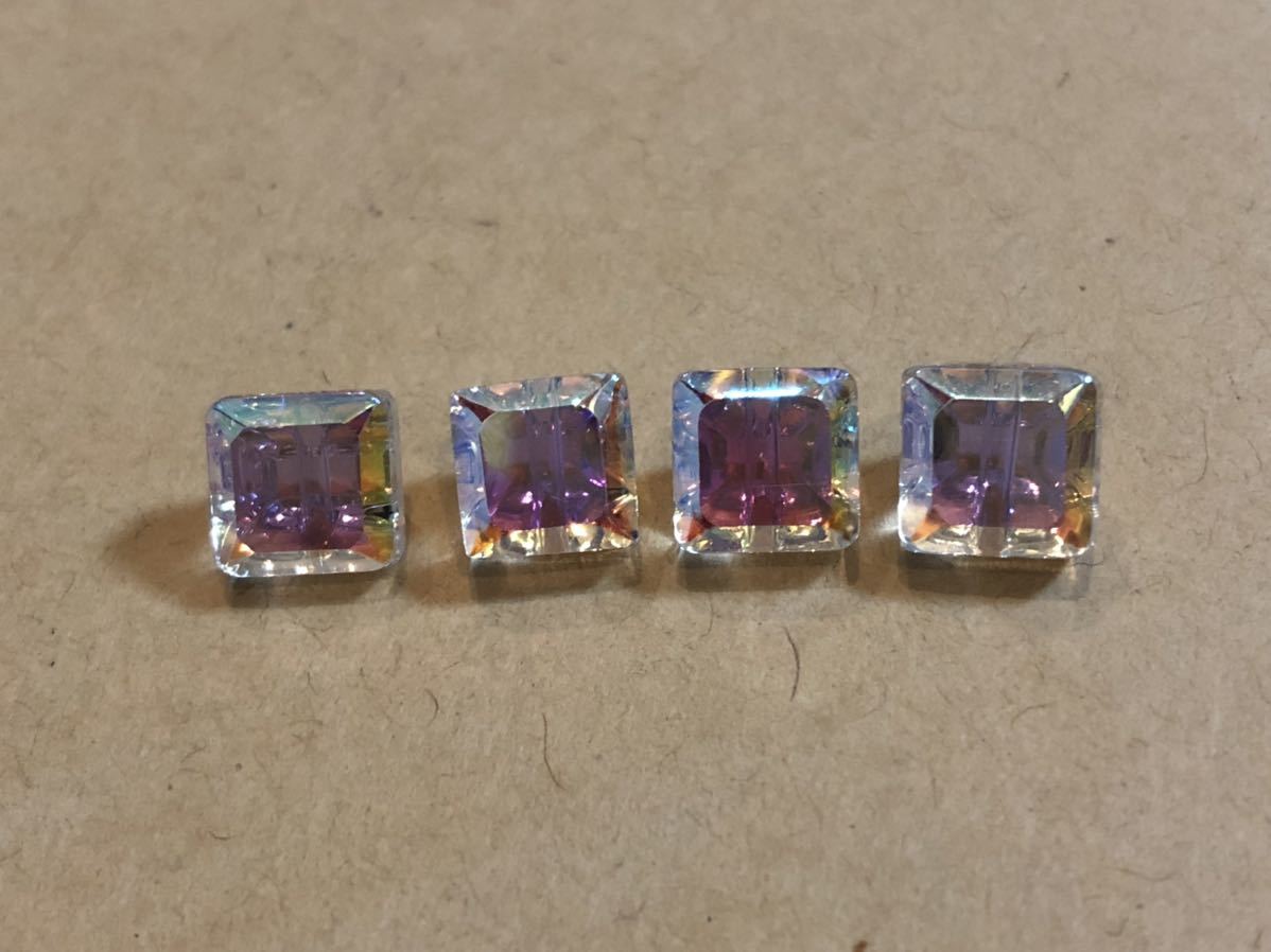 オーロラコーティングの角形ボタン4個 透明ボタン拍卖