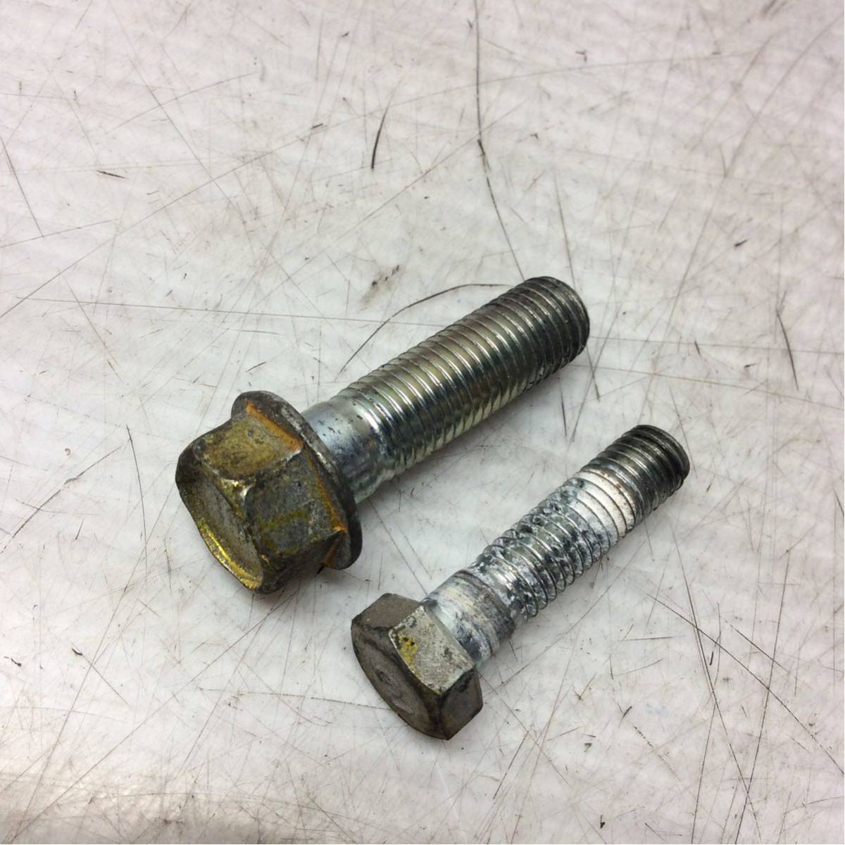 D32-11 ホンダ ライブディオ AF34 リアショック ボルト 純正部品拍卖