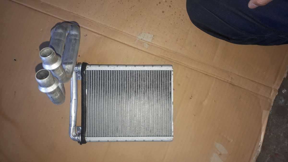 29年式 メルセデス ベンツ Mercedes W246 WDD246 ヒーターコア エアコン B クラス B180拍卖