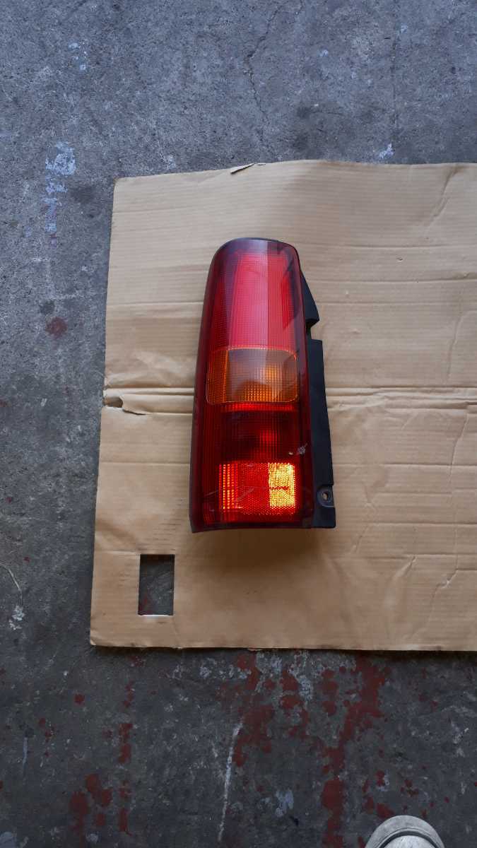 ジムニー JB23W 左テールランプ 左テールライト KOITO 220―32081 6型拍卖