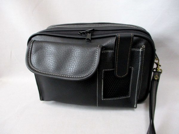 セカンドバッグ BK◇Wファスナー ハンドストラップ付 W27cm拍卖
