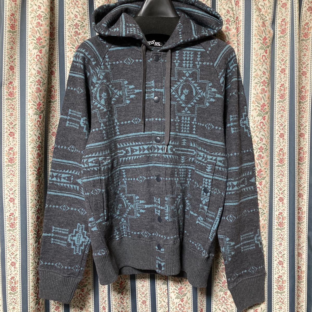 ヒステリックグラマー サークルヘッド ガール ネイティブ柄ウール混ジャガードパーカージャケット フーディスタジャン ブルゾン拍卖