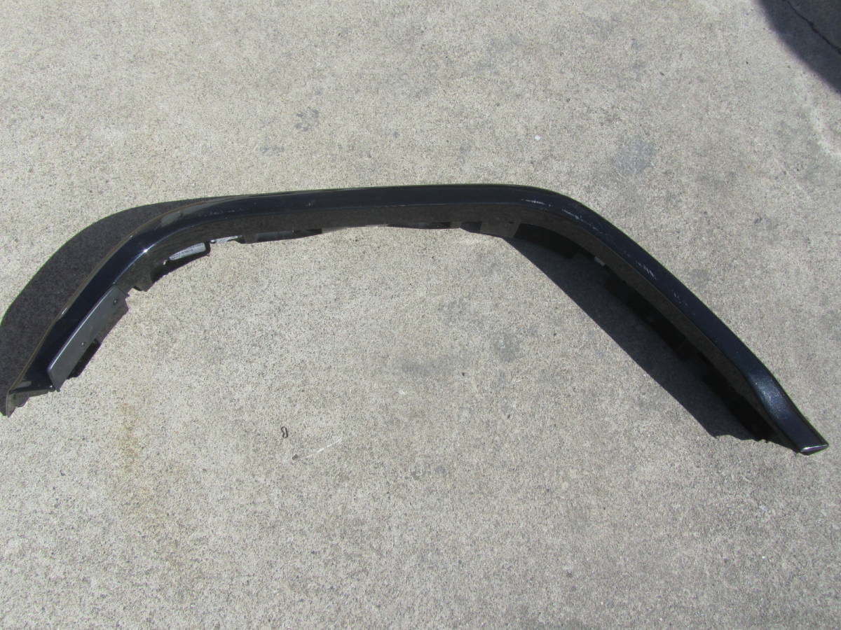 Mercedes Benz メルセデスベンツ Gクラス W463 純正 右 リア フェンダーモール 黒系 A4638812800 K1976 拍卖