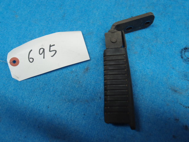 アドレス110 タンデムステップ 右 1台分解体部品多数出品中☆彡拍卖