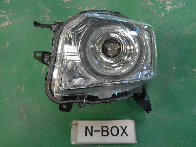 N-BOX JF3 左ヘッドランプユニット LED 即決 5239拍卖