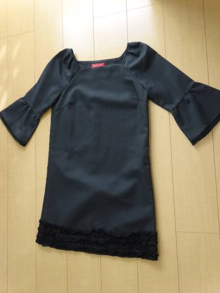 ③未使用★IMAGE ROUGEワンピ-ス★落ち着いたグレー裏地付き・9号・そでデザイン&すそ部分フリルレースがおしゃれ拍卖