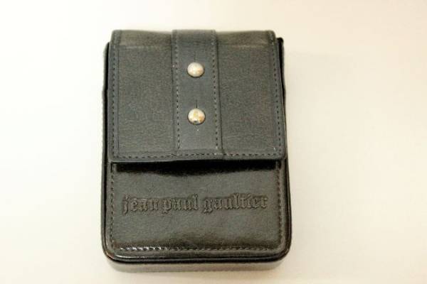3◆◆廃盤■Jean Paul Gaultie ◆ジャンポールゴルチェ■タバコ☆煙草ケース■黒色◆稀少品◆28拍卖