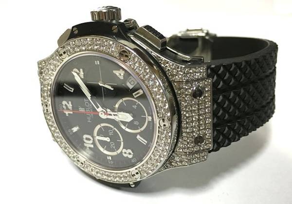 HUBLOT ウブロ ビッグバン ベゼル ラグ アフターダイヤ加工します VSダイヤモンドカスタム 44mm ブラックマジックセラミック301.SM.1770.RX拍卖