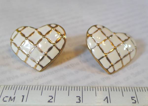 【T's】TS160 ピアス ハート 送料無料拍卖