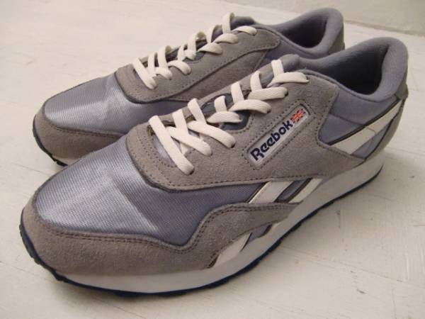 送料無料 着用3回 約10km歩行 リーボック クラシック ナイロン Reebok CLASSIC 91/2 定価8629円拍卖