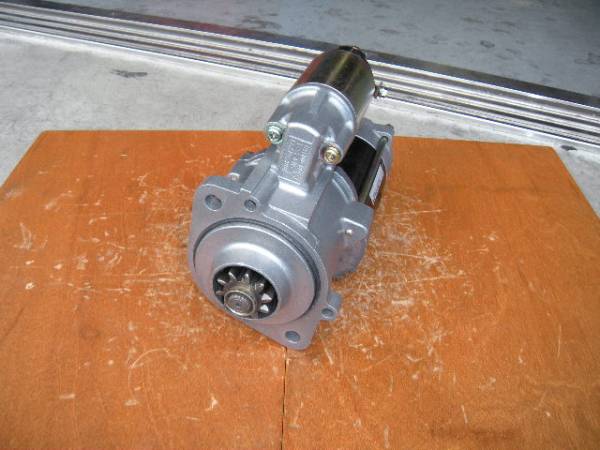 三菱重工、ブルドーザー/産業機械(タイプ3)用セルモーター(スターター)リビルト品 M2T66271、32A66-00201拍卖