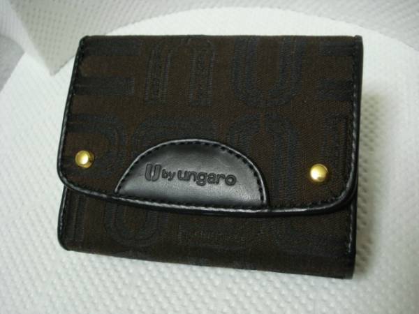 ☆U by ungaro ユーバイ ウンガロ 三つ折り財布☆ こげ茶 × 黒拍卖