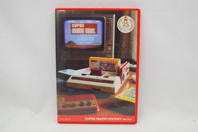 SUPER MARIO HISTORY スーパーマリオヒストリー 1985-2010 動作確認済み ☆ RVL-D-SVMJ (JPN) ☆ 付録CD ☆ 任天堂 ☆ Sound Track拍卖