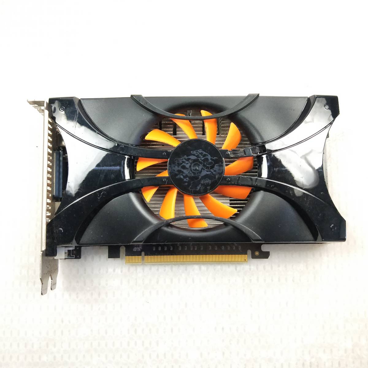 【中古パーツ】GTS450 1024M GDDR5 128B CRT/DVI/HDMI グラフィックポード /ビデオカード PCI-E ■XK484-2拍卖