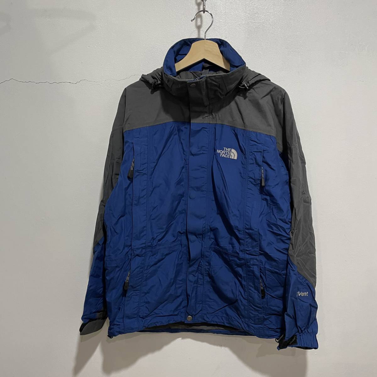 ☆☆送料無料☆☆THE NORTH FACE☆HYVENT☆マウンテンパーカー☆バイカラー☆S☆J9☆c拍卖