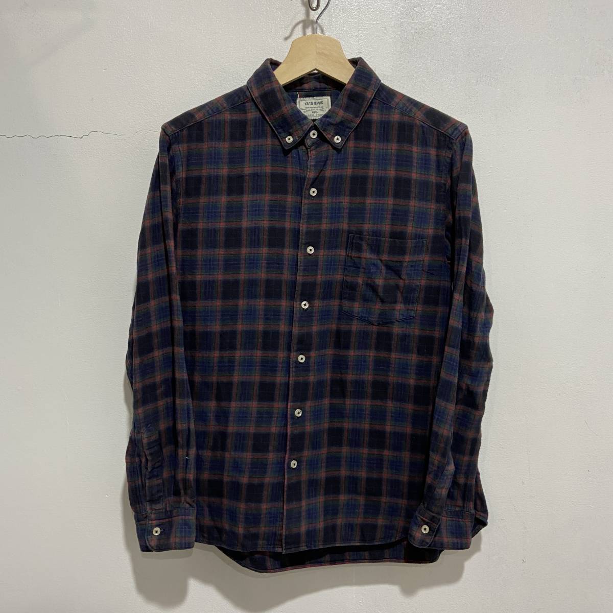 ☆送料無料☆KATO BASIC☆カトー☆チェック柄長袖シャツ☆メンズM☆B22拍卖