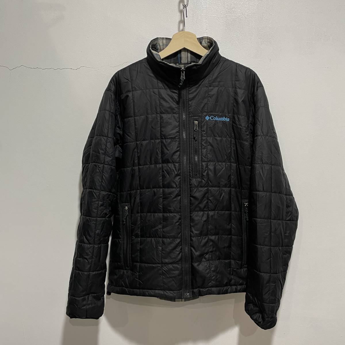 ☆送料無料☆Columbia☆リバーシブル中綿ジャケット☆黒☆チェック柄☆L☆ブルゾン☆L21c拍卖