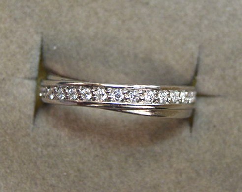♪結婚!【4℃】【5.5号】Pt950・ダイヤ・4.3g・消費税&送料込み・新品・未使用・本物拍卖