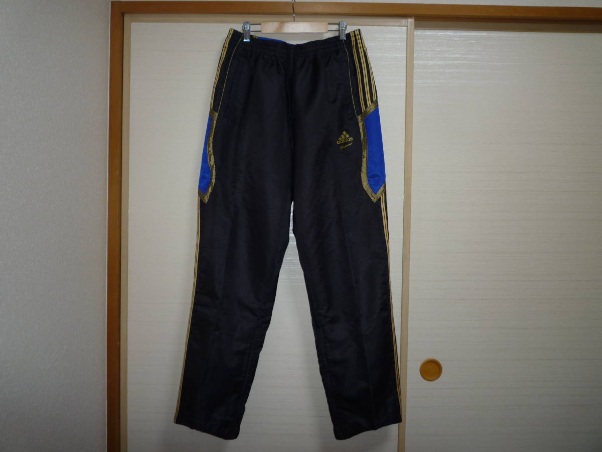 アディダス プロフェッショナル ナイロンメッシュパンツ黒青×金 Oサイズ拍卖